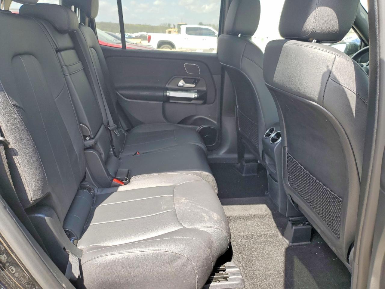 2023 MERCEDES-BENZ GLB 250 4MATIC